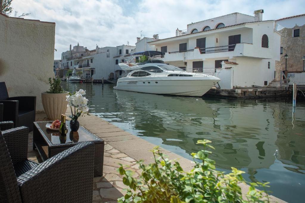 Villa Casa Cartago Empuriabrava Esterno foto